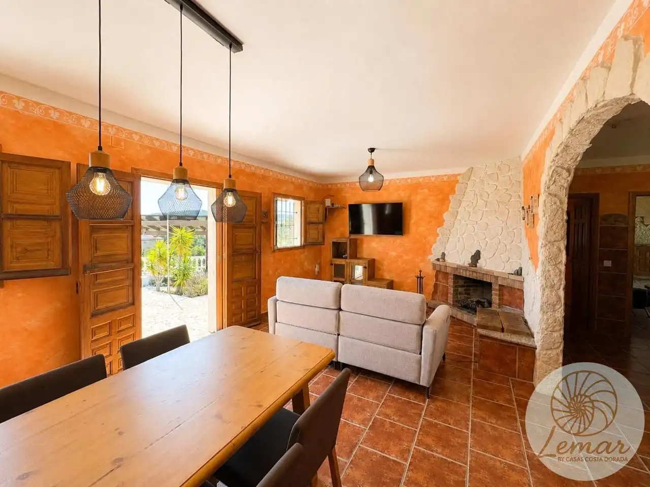 Comedor de Finca rústica en venta en El Perelló con Jardín privado, Terraza y Piscina