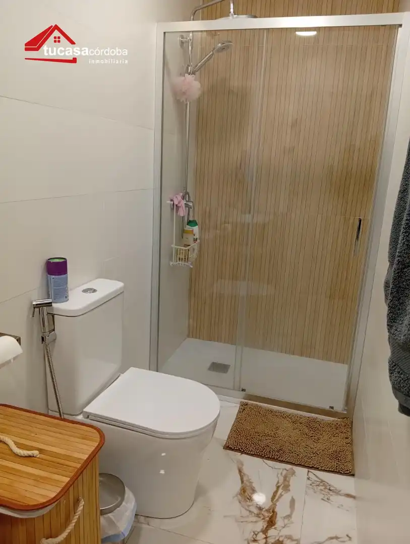 Bany de Planta baixa en venda en Córdoba amb Aire condicionat i Moblat