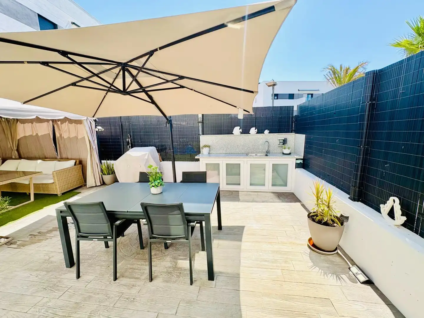Terraza de Planta baja de alquiler en Vélez-Málaga con Aire acondicionado, Calefacción y Jardín privado