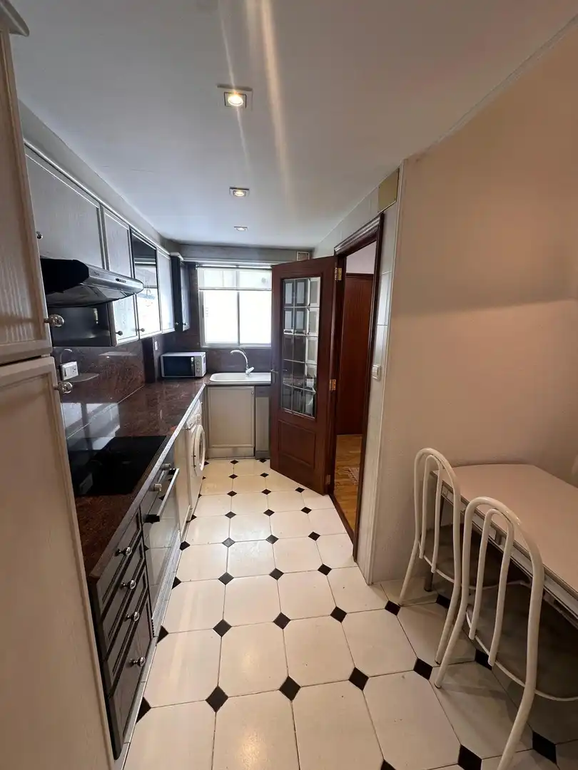 Wohnung zur Miete in Calle de Àngel Guimerà, Arrancapins