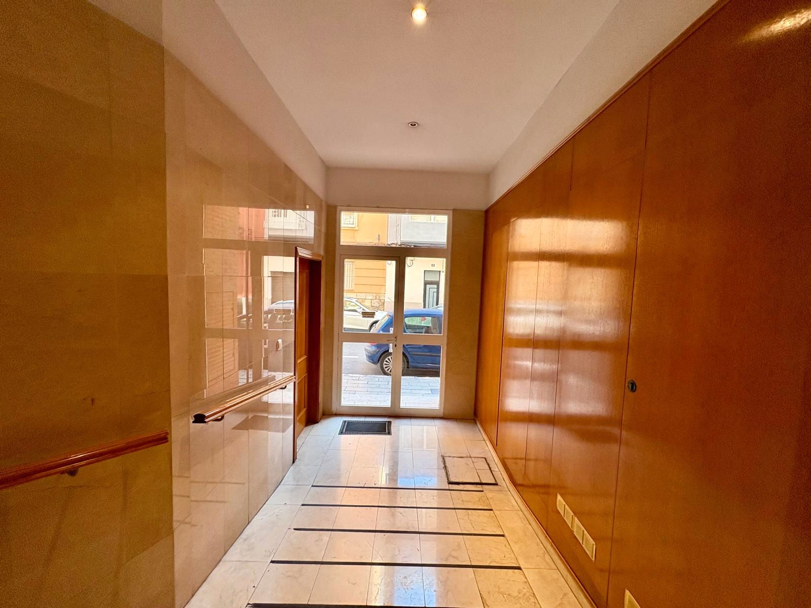 Flat for sale in Alicante / Alacant  with Heating, Oven and Washing machine