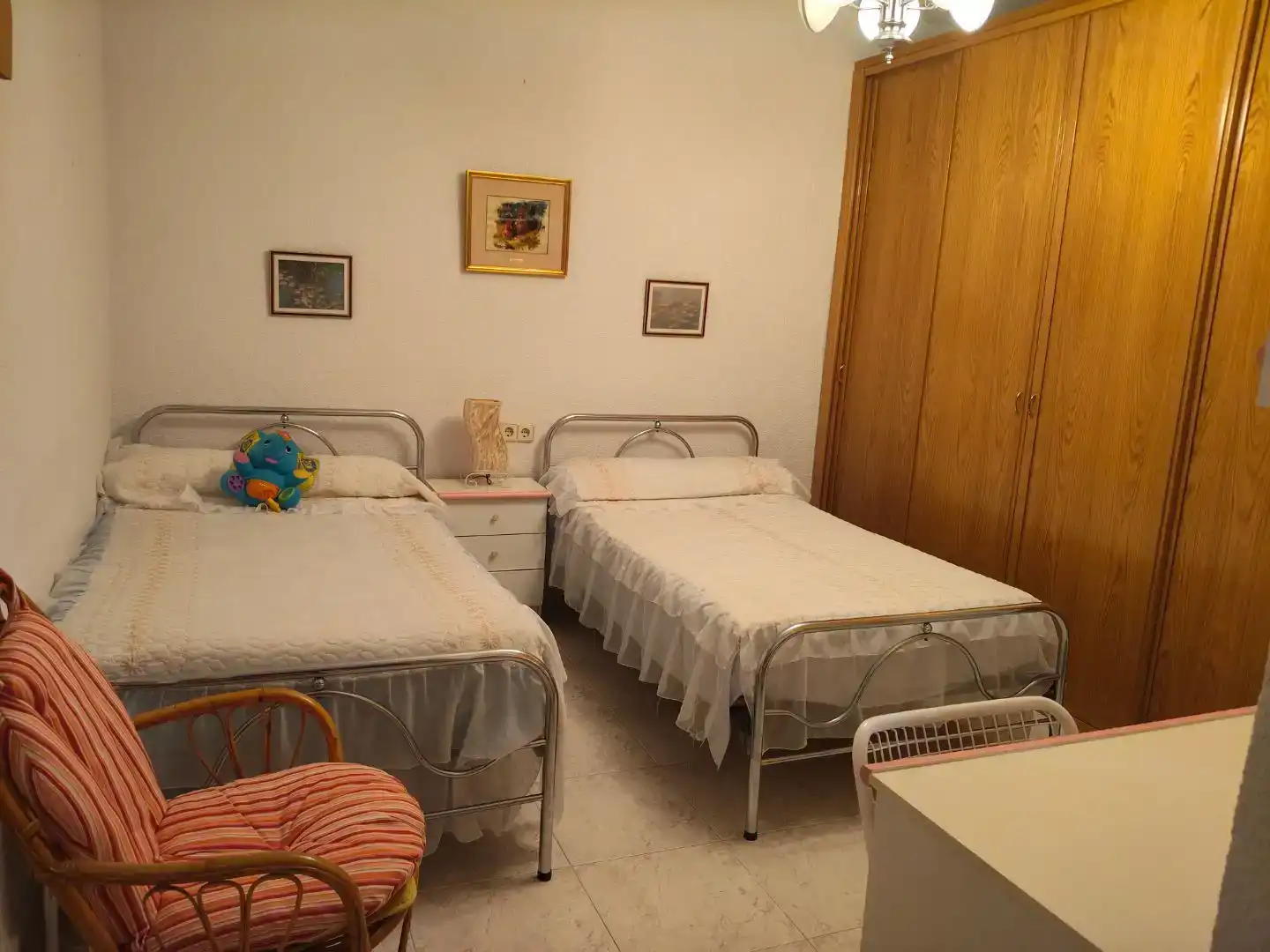 Dormitori de Casa adosada en venda en Mora amb Traster i Moblat