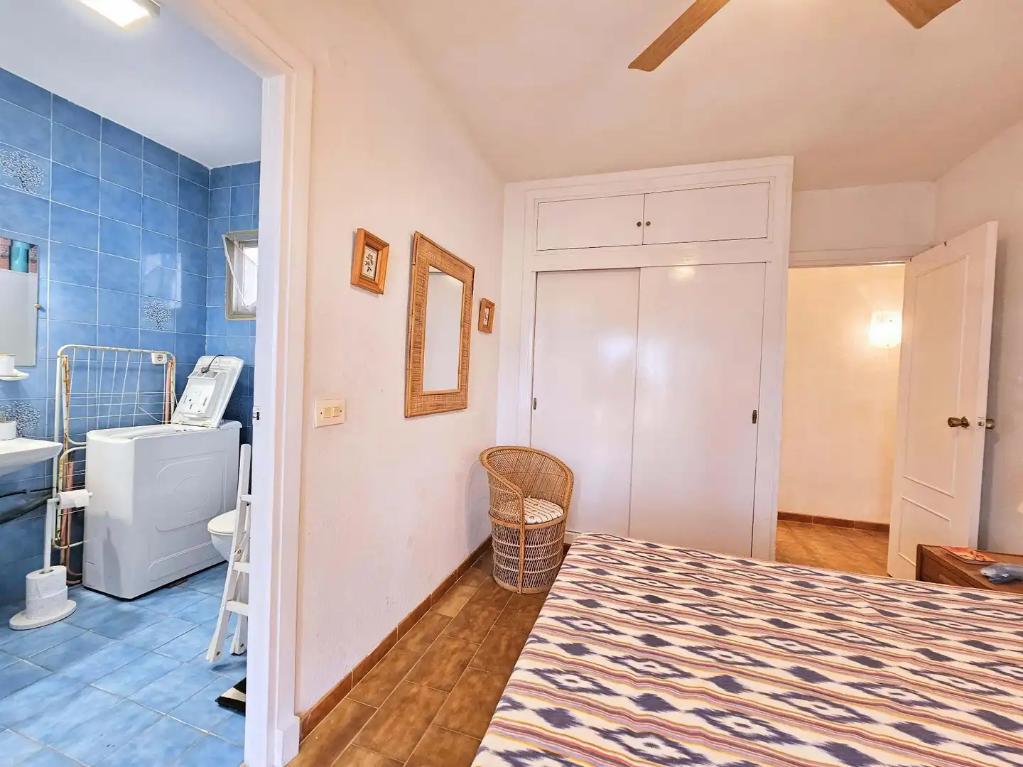 Dormitori de Apartament de lloguer en La Manga del Mar Menor amb Calefacció, Terrassa i Piscina comunitària
