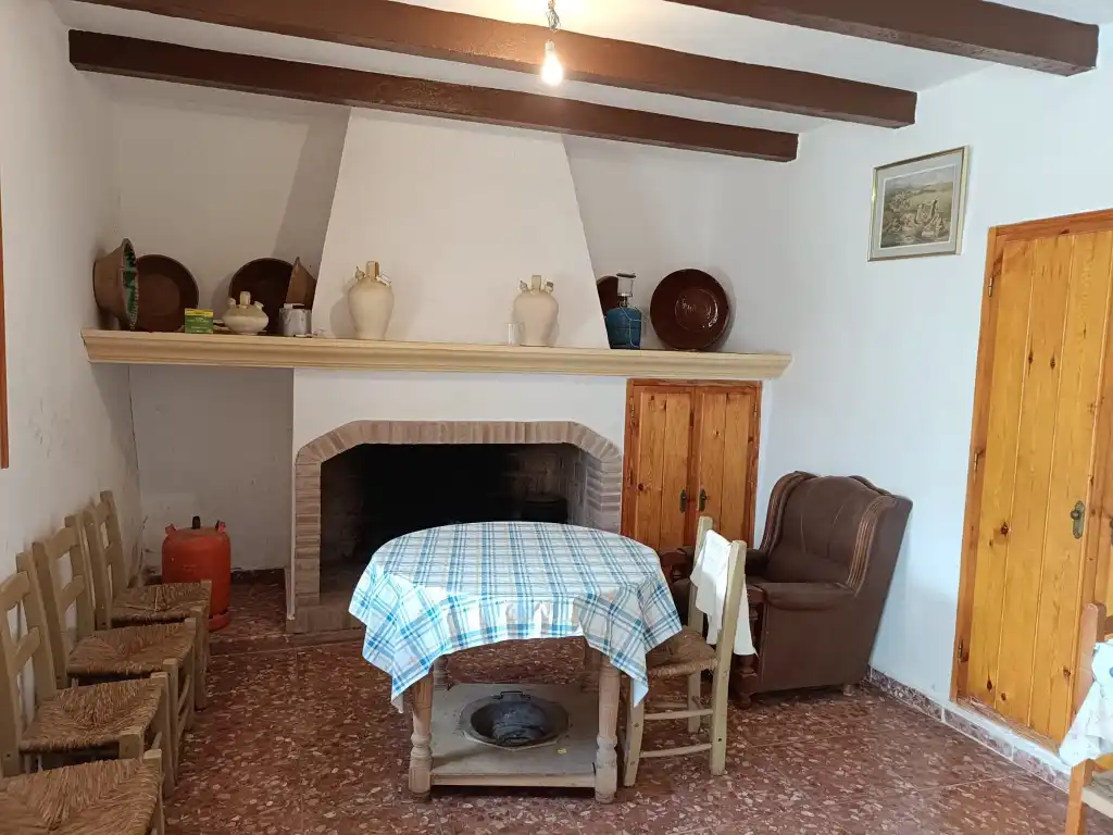 Wohnzimmer von Country house zum Verkauf in Casabermeja