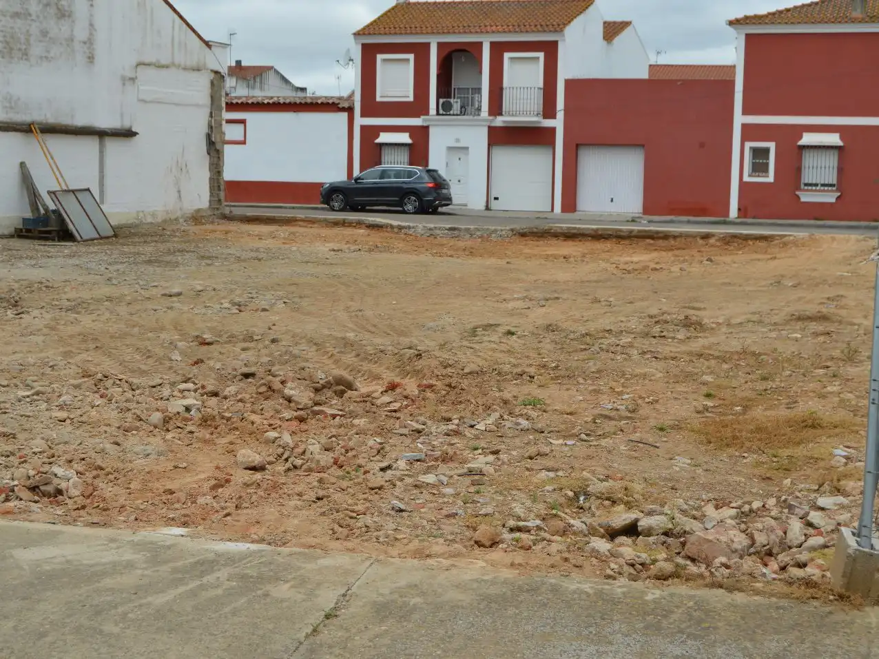Residential zum Verkauf in Puebla de la Calzada