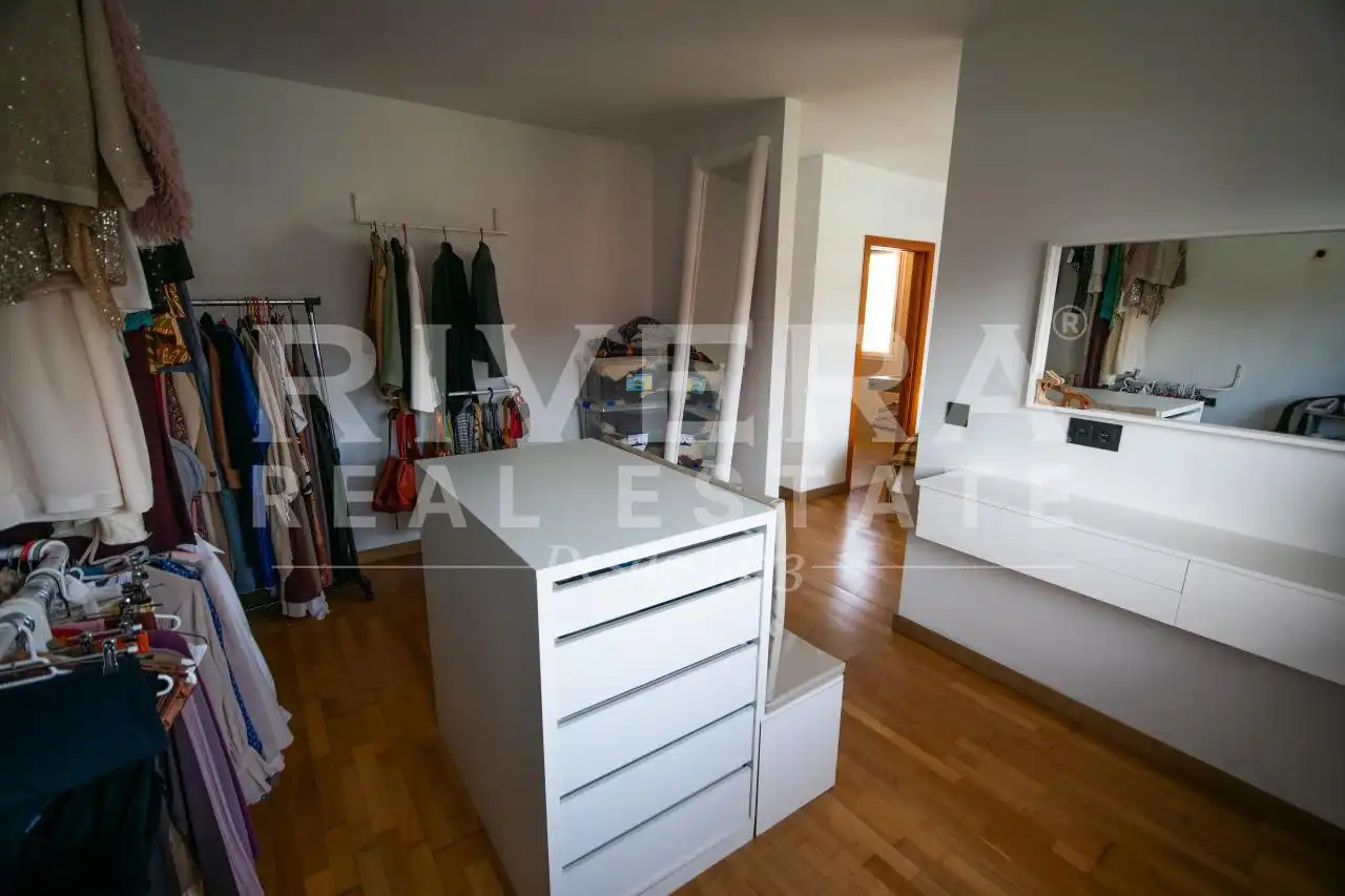 Dormitori de Casa adosada en venda en Sanxenxo amb Calefacció, Jardí privat i Terrassa