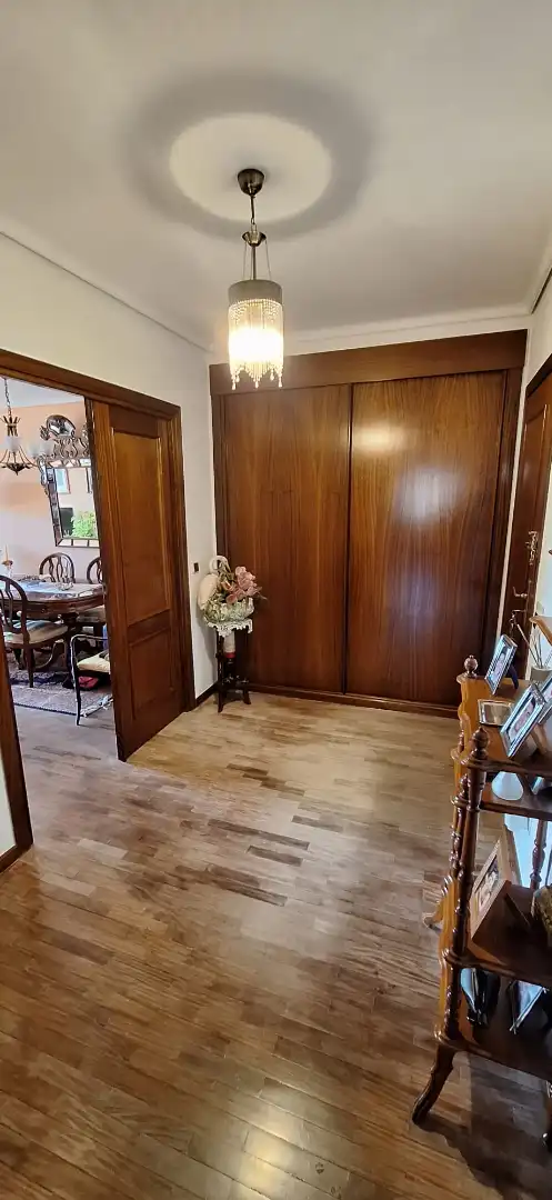 Bedroom of Flat for sale in Madrid  with Air Conditioner, Furnished and Balcony