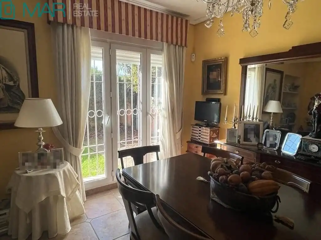 Dining room of Houses for sale in Córdoba  with Air Conditioner, Heating and Private garden