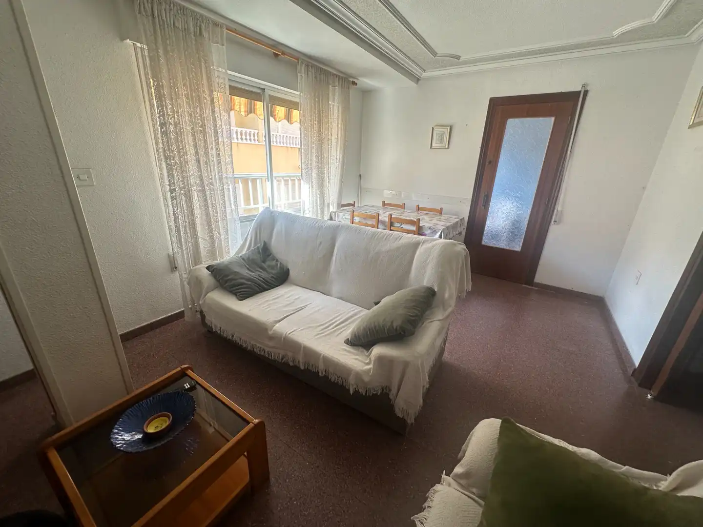 Sala de estar de Apartamento en venta en Torrevieja con Aire acondicionado, Terraza y Amueblado