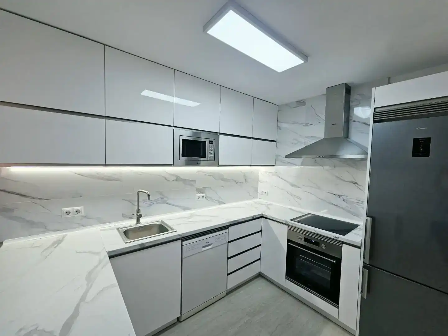 Fotografía del inmueble reportado: 3.300 €/mes — Palos de Moguer, Madrid
