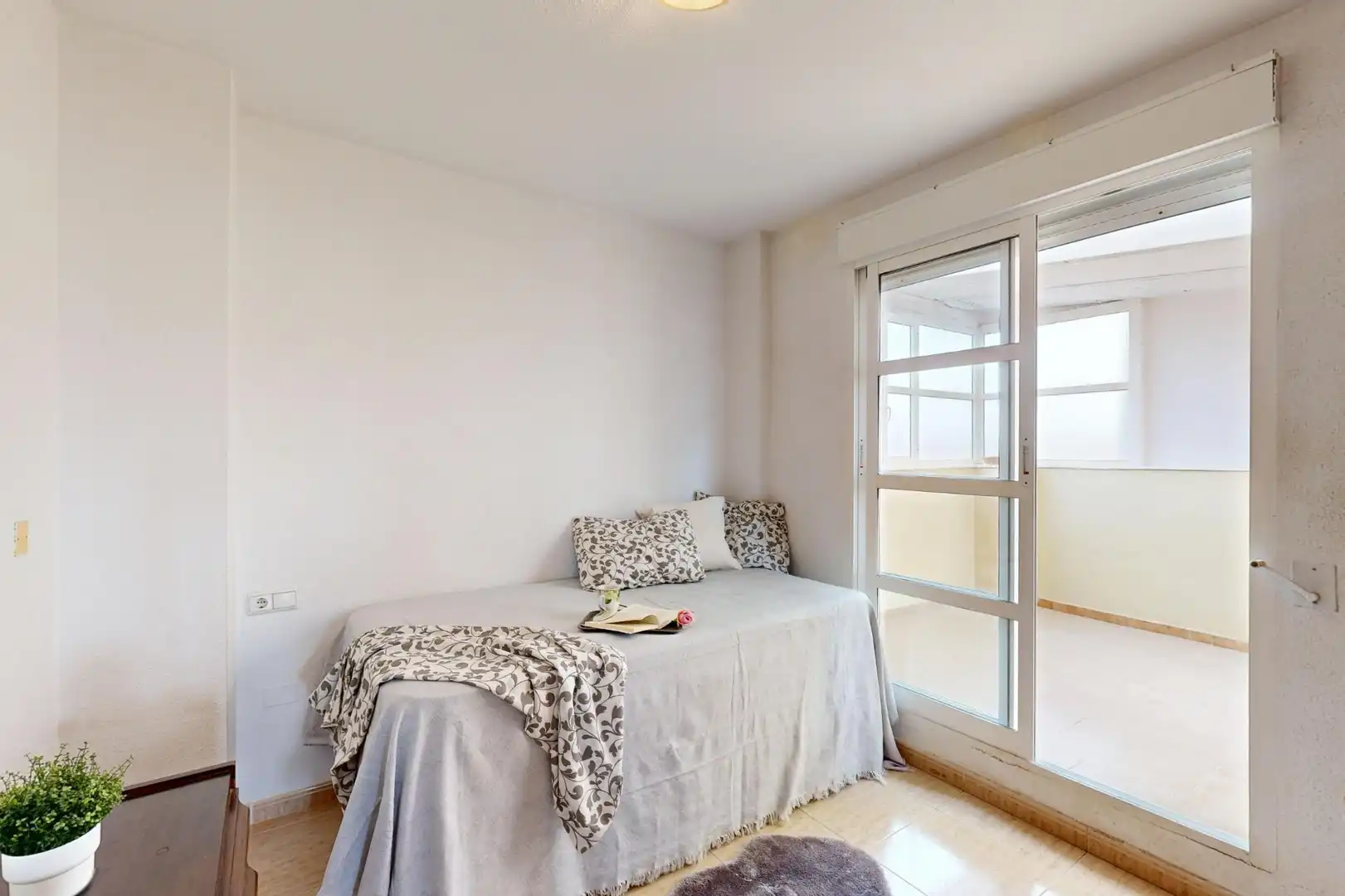 Piso en venta en ANGEL BRUNA, 1, Barrio de Peral - San Félix