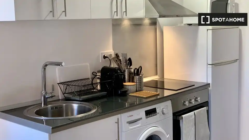 Flat with terrace to rent in Ciutat Vella, imagen 13