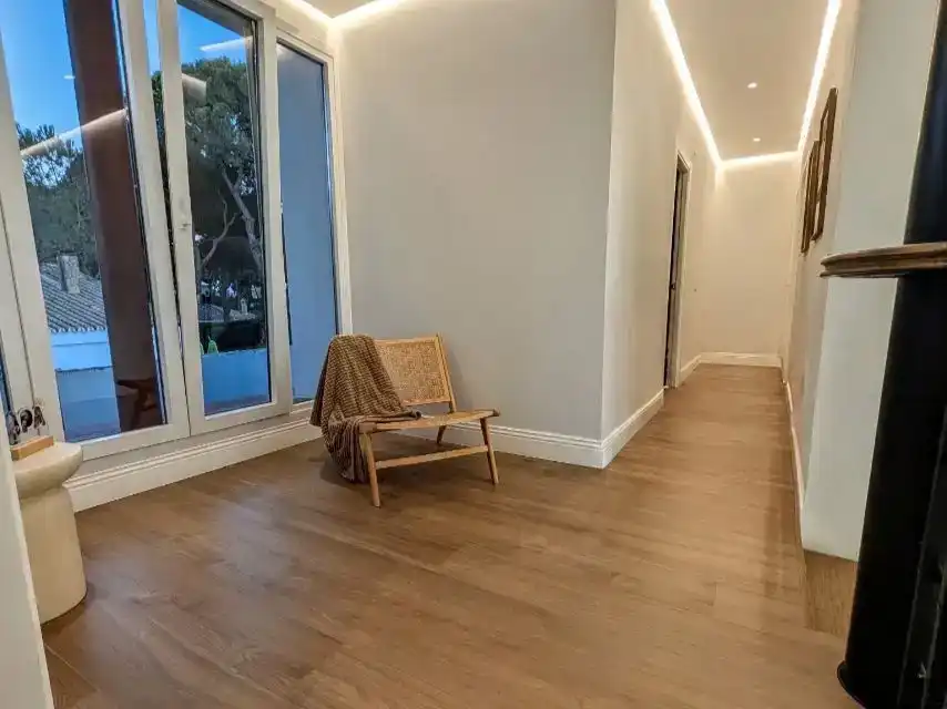 Sala d'estar de Casa o xalet en venda en Alcalá de Guadaira amb Aire condicionat, Piscina i Balcó