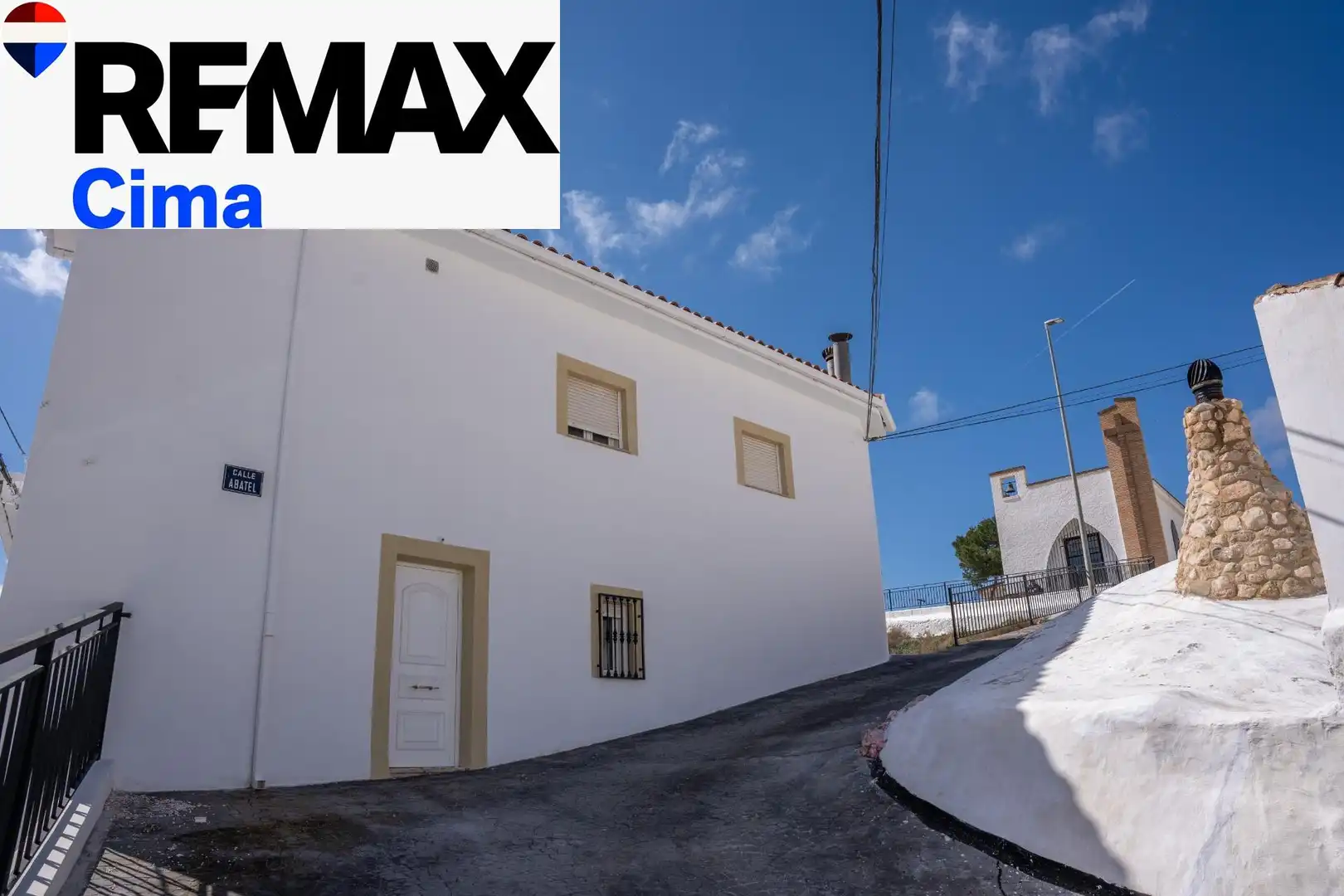 Exterior view of Houses for sale in Zújar  with Air Conditioner, Heating and Furnished
