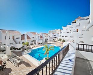 Vista exterior de Apartament de lloguer en Adeje amb Terrassa, Moblat i Piscina comunitària