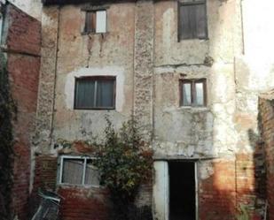 Exterior view of Single-family semi-detached for sale in  Teruel Capital