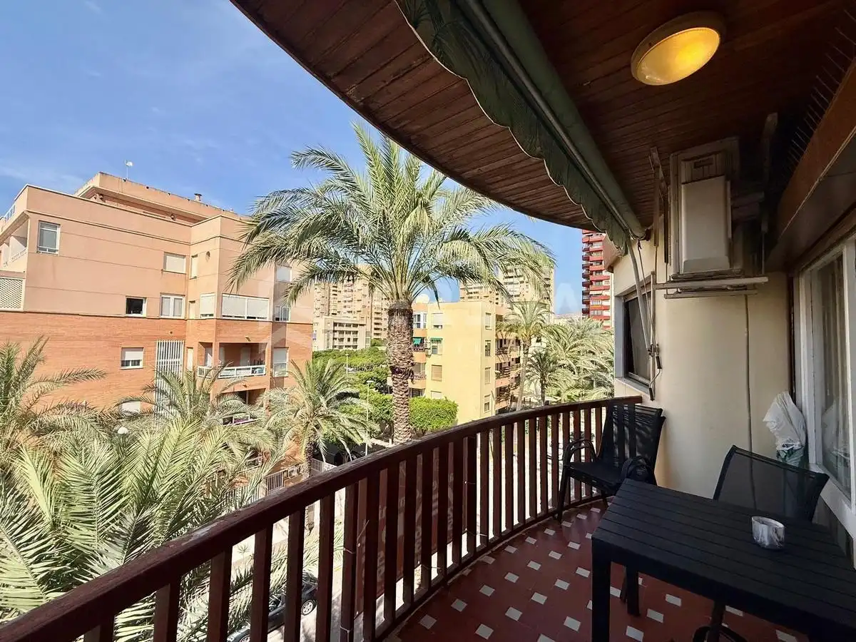 Terraza de Apartamento en venta en Roquetas de Mar con Aire acondicionado, Jardín privado y Amueblado