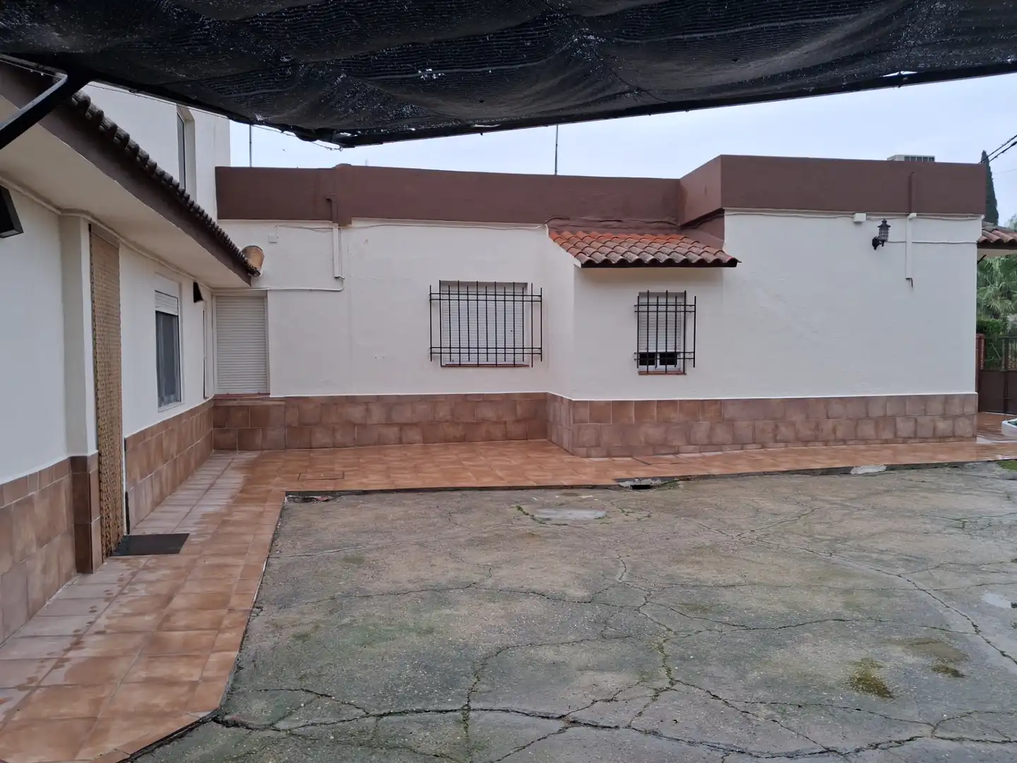 Vista exterior de Casa o chalet en venta en Castilleja de la Cuesta con Aire acondicionado, Calefacción y Jardín privado