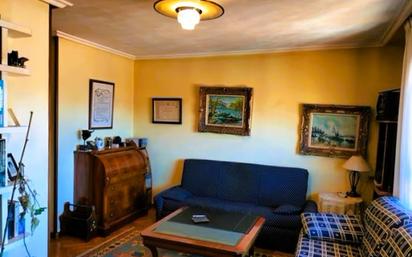 Living room of Flat for sale in Oviedo 