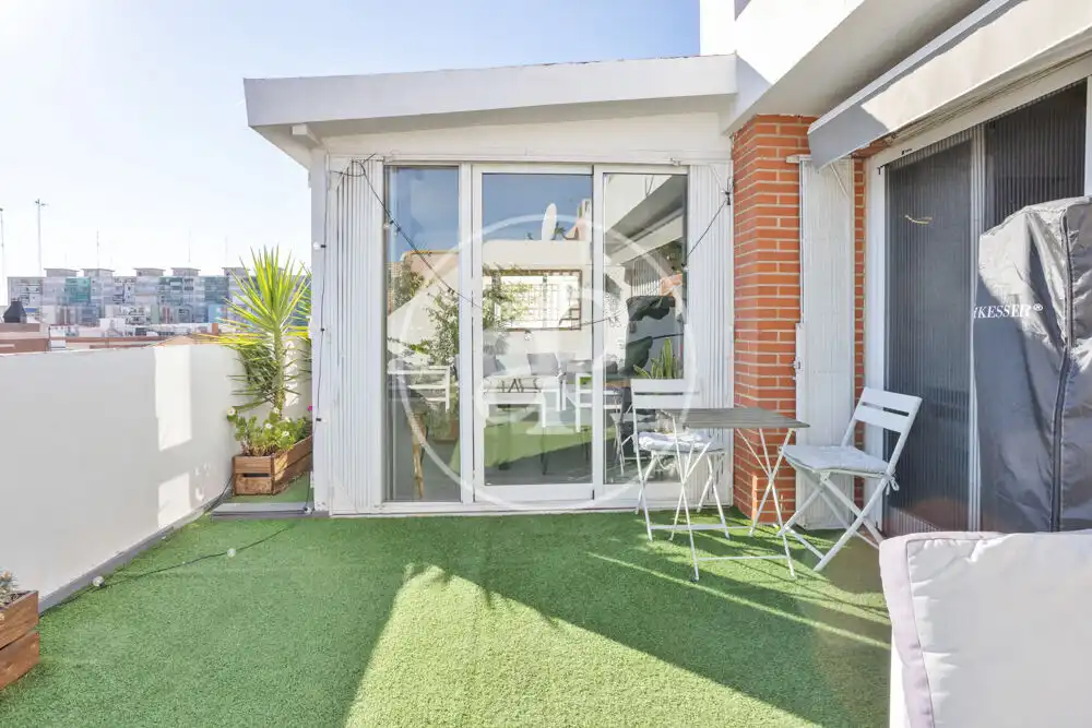Penthouse with terrace to rent in Av. del Port, imagen 4