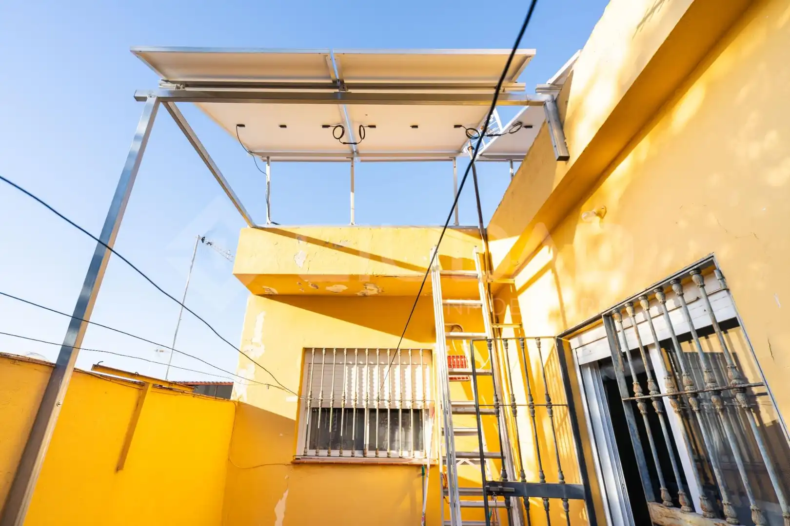 Vista exterior de Casa o xalet en venda en Sevilla