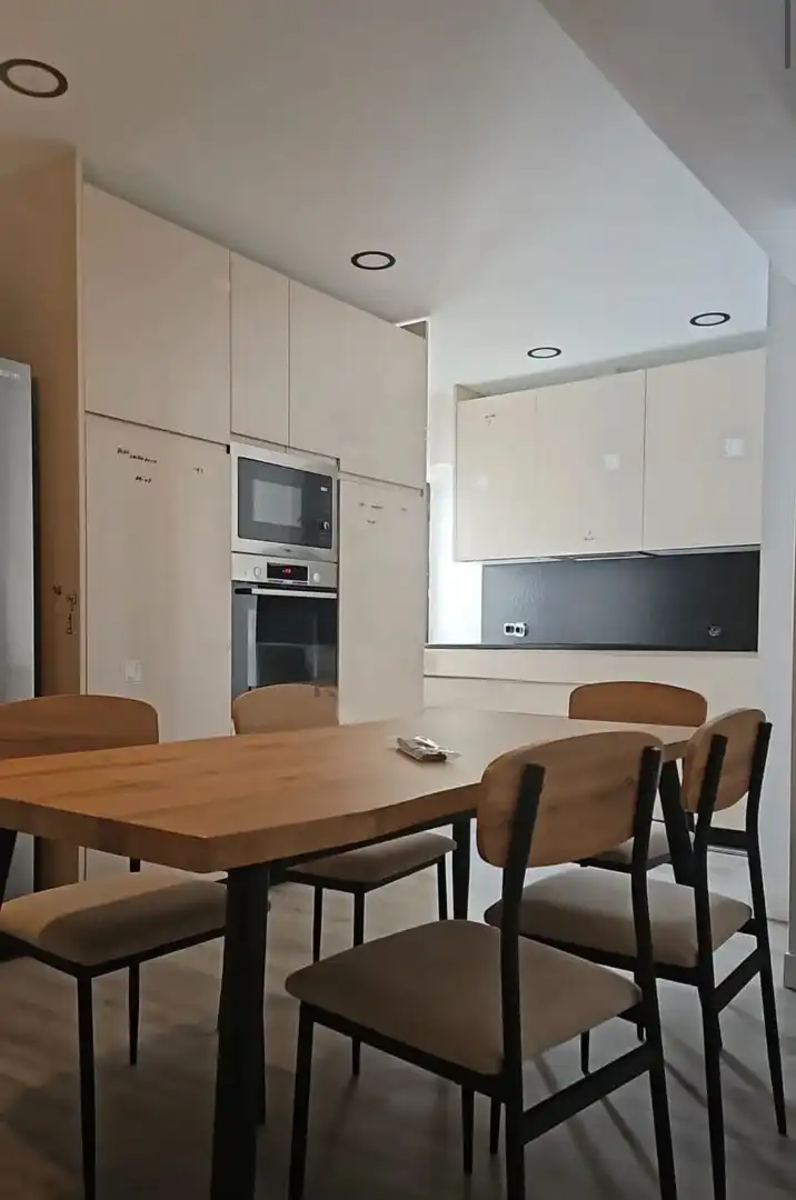 Flat with lift to rent in Avenida de Italia, imagen 3