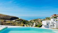 Piscina de Casa o xalet en venda en Torrox amb Aire condicionat, Jardí privat i Traster