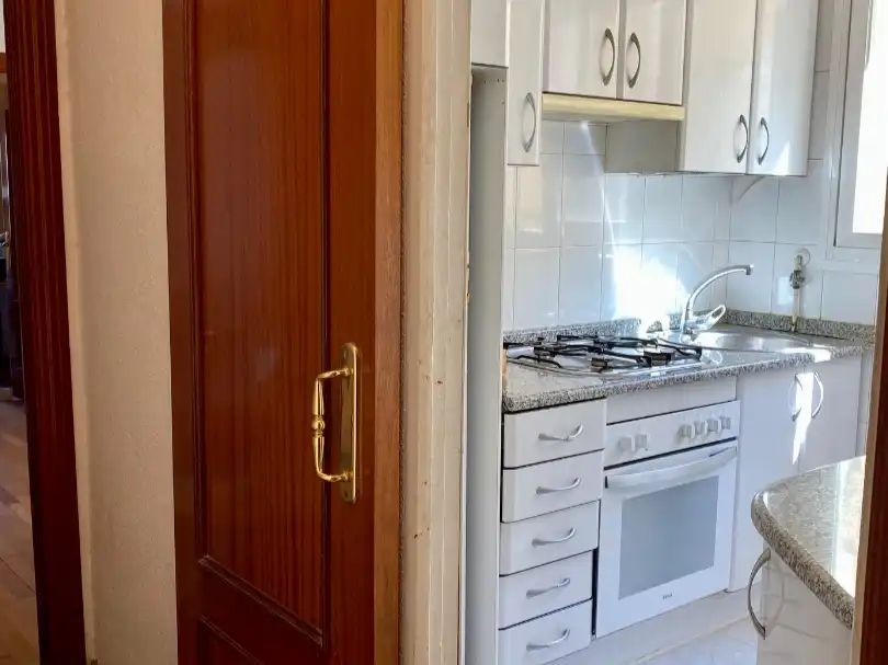 Cocina de Piso en venta en  Madrid Capital