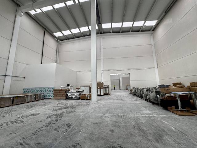 Nave industrial en Alquiler en Churriana - El Pizarrillo - La Noria-Guadalsol