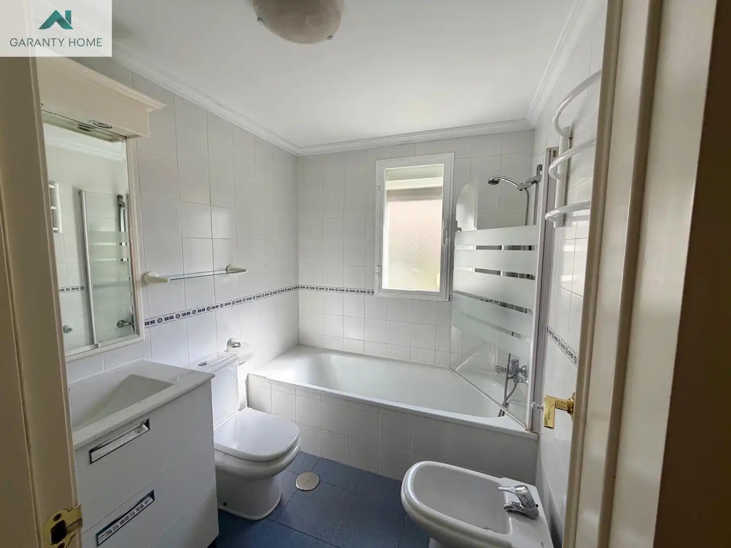Baño de Dúplex en venta en Rincón de la Victoria con Aire acondicionado, Calefacción y Terraza