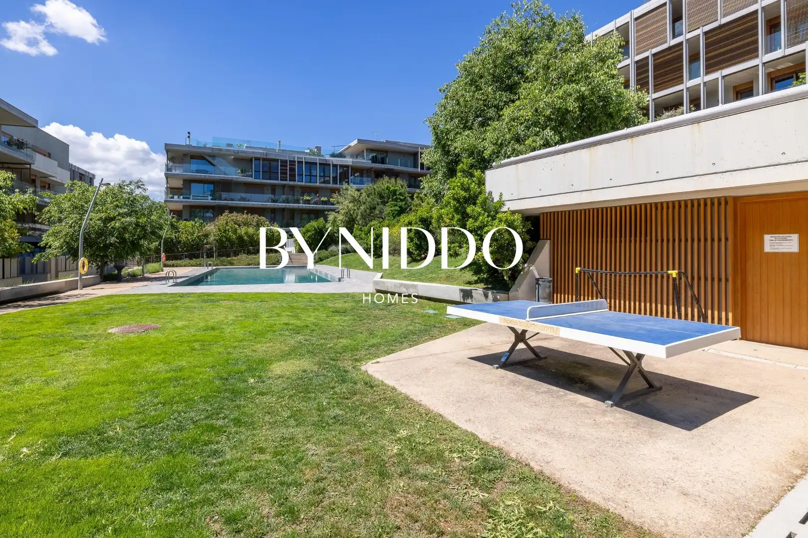 Terrassa de Planta baixa en venda en Sant Cugat del Vallès amb Aire condicionat, Calefacció i Jardí privat