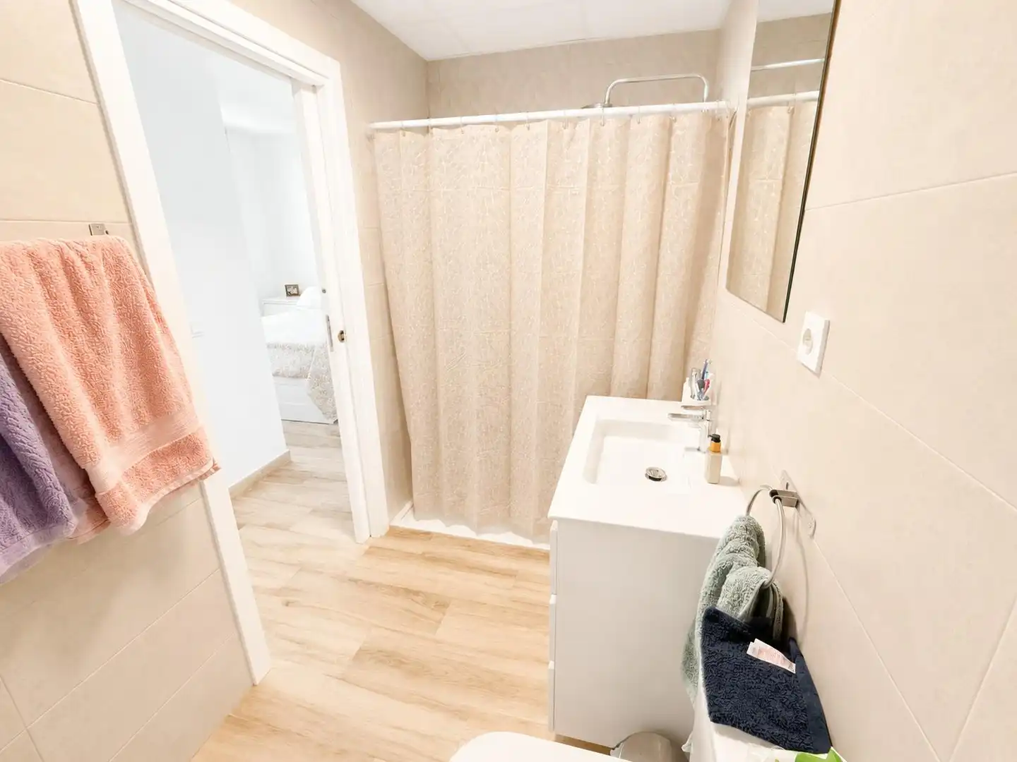 Badezimmer von Wohnungen zum Verkauf in Málaga mit Klimaanlage, Privatgarten und Terrasse