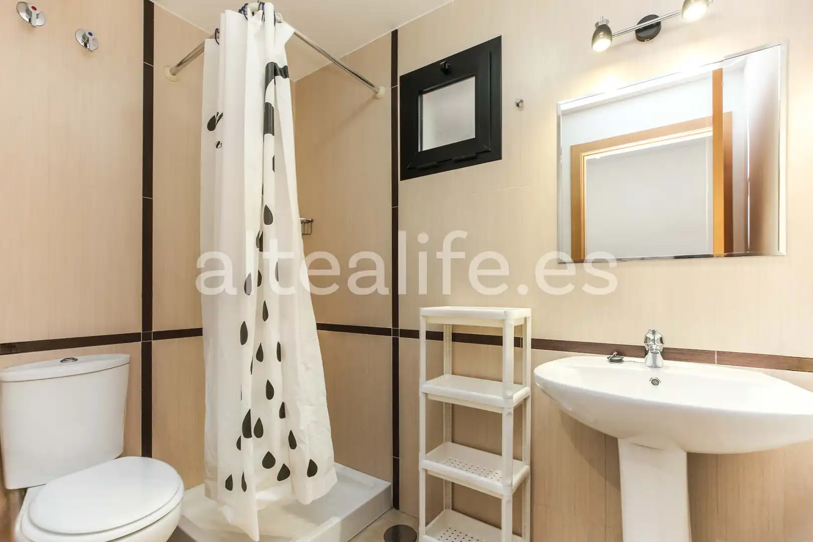 Baño de Apartamento de alquiler en L'Alfàs del Pi con Aire acondicionado, Terraza y Trastero