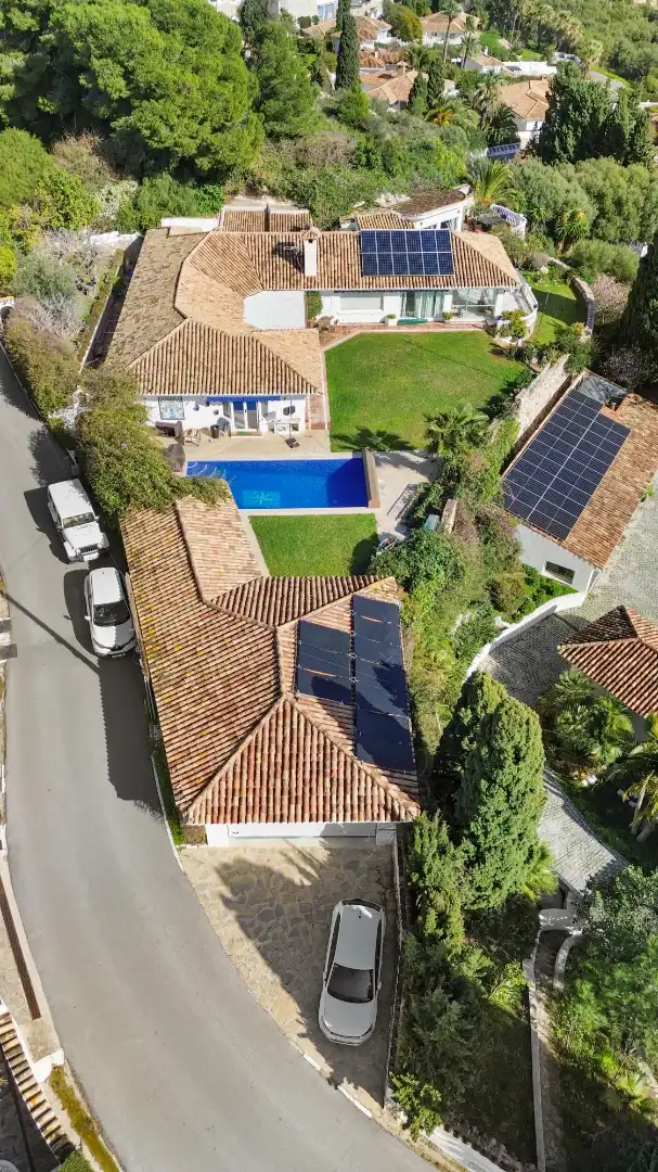 Vista exterior de Casa o chalet en venta en Benalmádena con Aire acondicionado, Jardín privado y Terraza