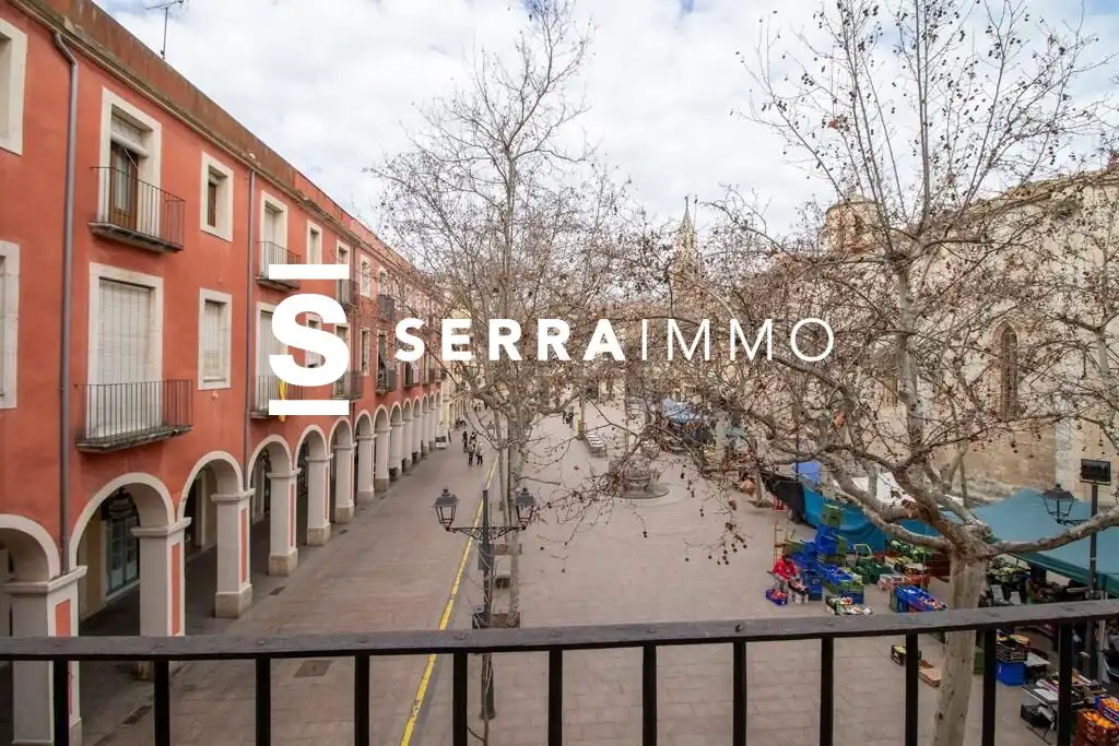 Vista exterior de Edificio en venta en Vilafranca del Penedès