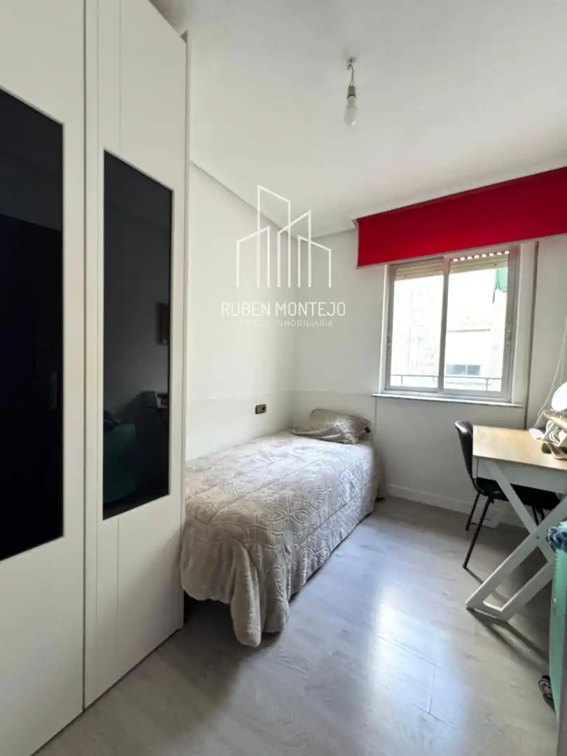 Schlafzimmer von Wohnung zur untervermieten in Salamanca mit Heizung, Terrasse und Möbliert