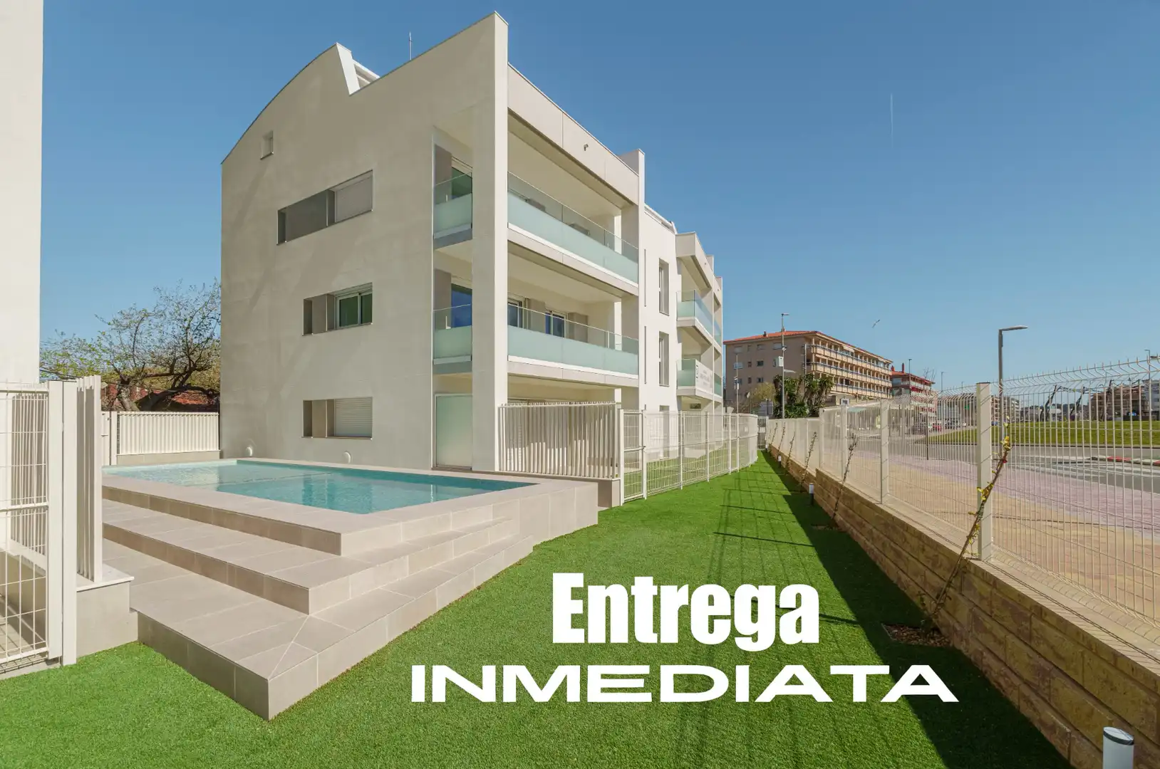 Duplex di nuova costruzione con terrazza in vendita a Avinguda Andorra