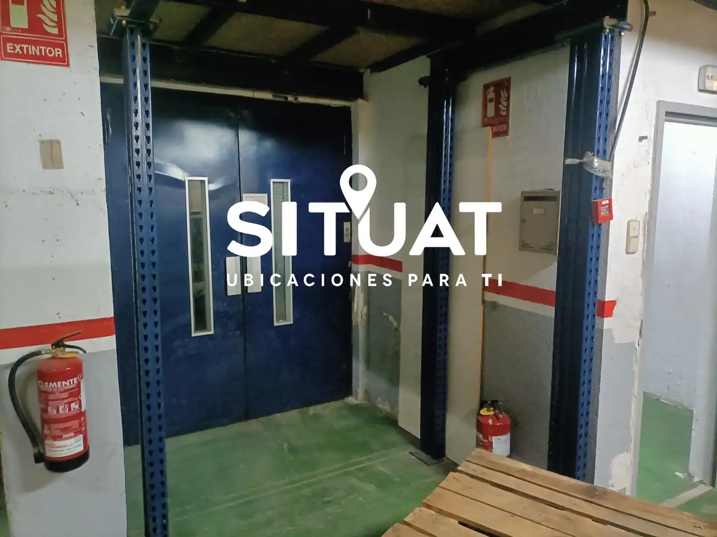 Industrial building with lift for sale in Avinguda de la Riera 23, imagen 45