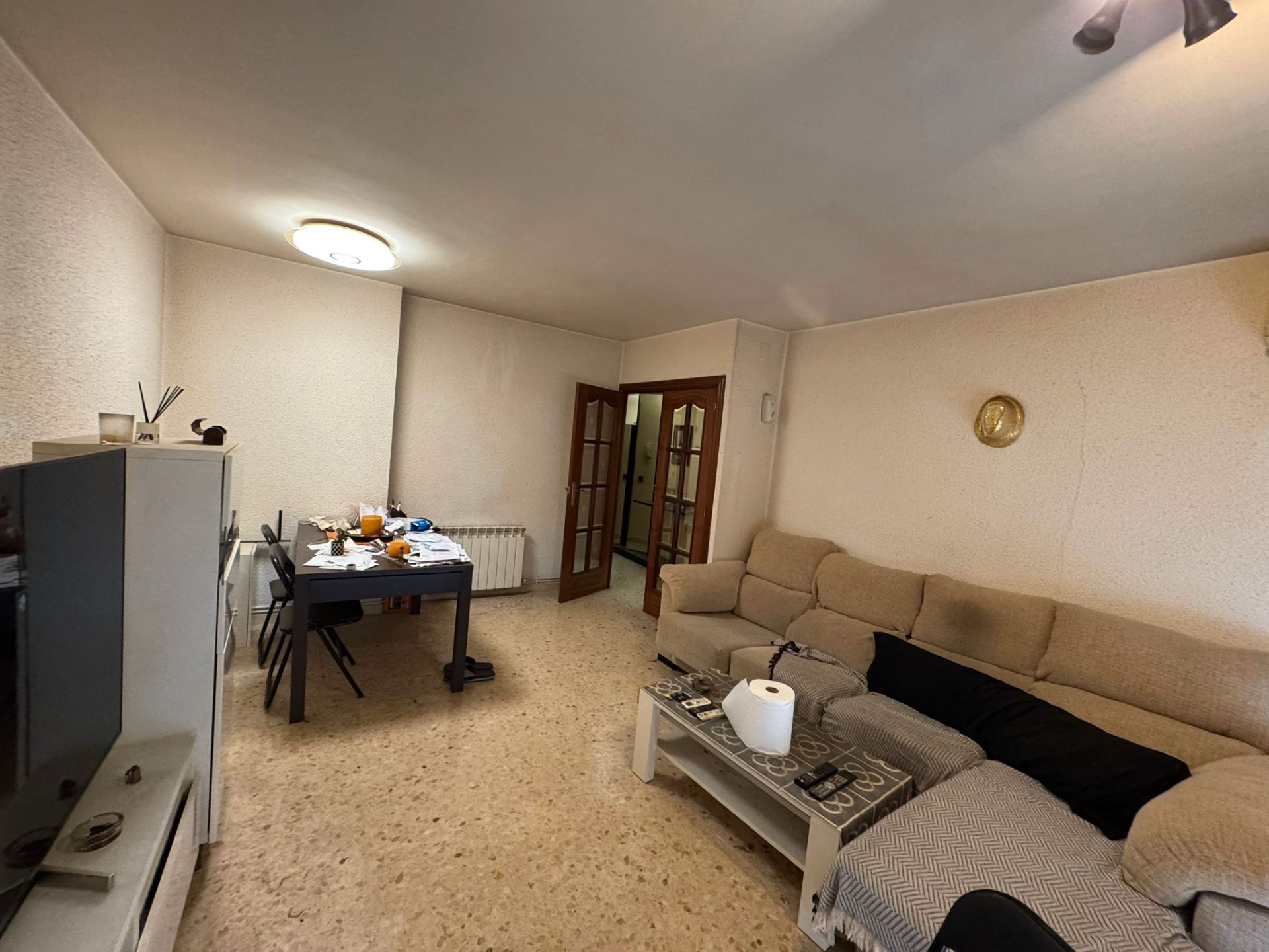 Sala d'estar de Pis en venda en Santa Coloma de Gramenet amb Aire condicionat, Calefacció i Traster