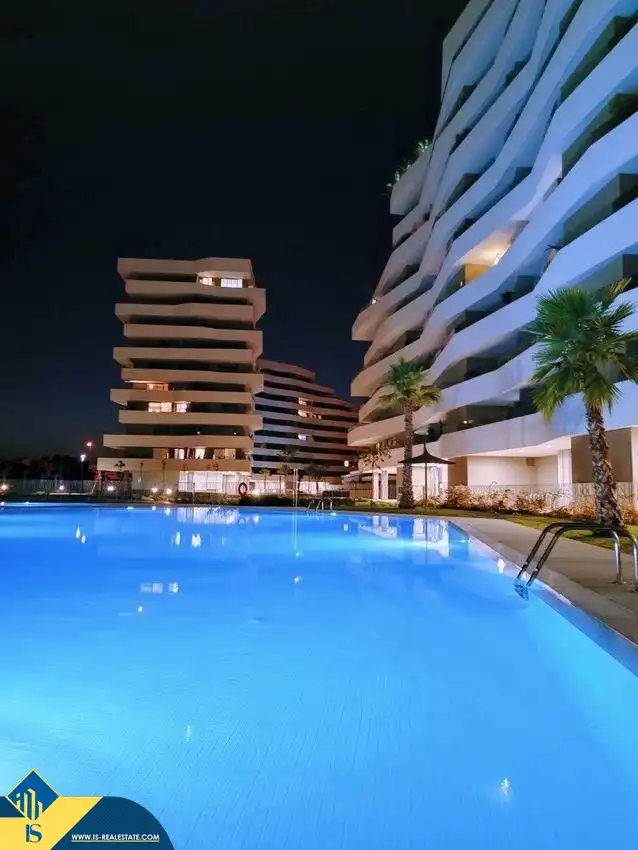 Piscina de Piso en venta en Alicante / Alacant con Terraza, Amueblado y Piscina comunitaria