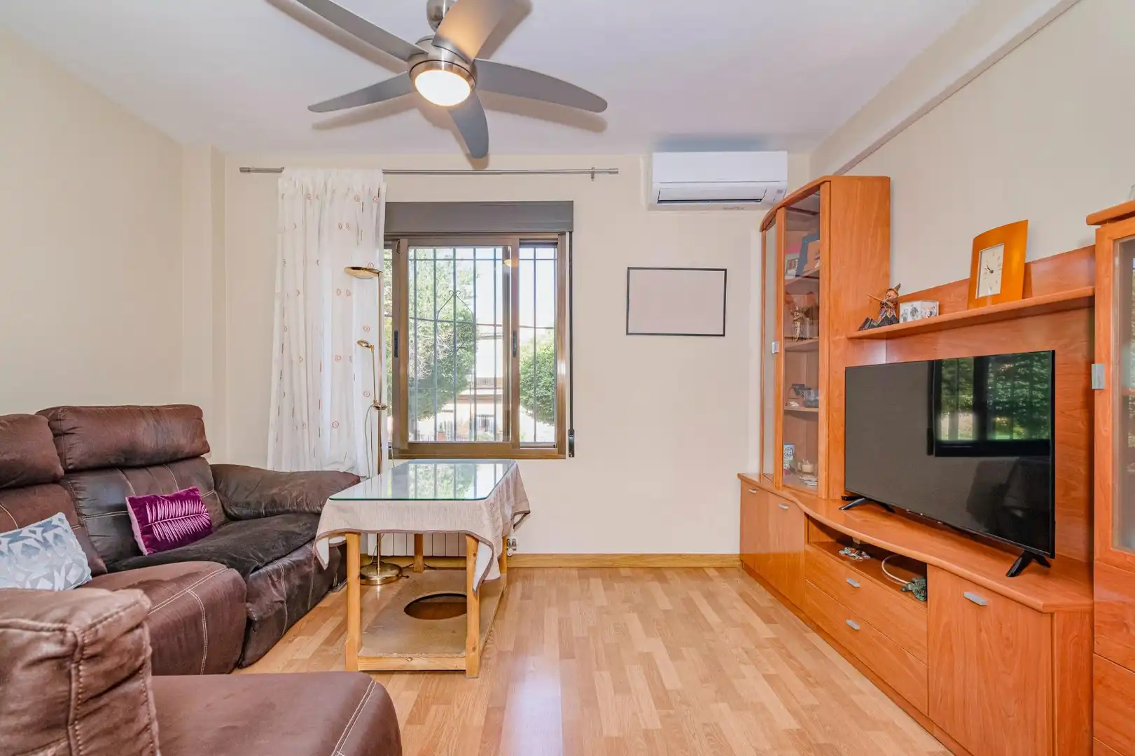 Sala de estar de Planta baja en venta en La Zubia con Aire acondicionado y Calefacción