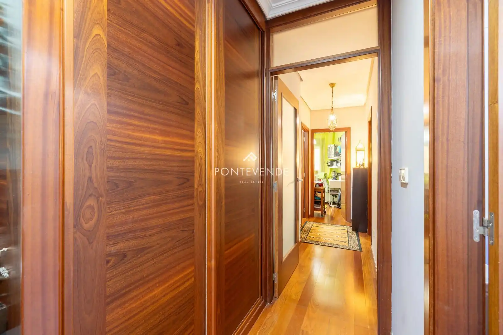 Wohnung zum Verkauf in Vigo  mit Heizung, Terrasse und Abstellraum