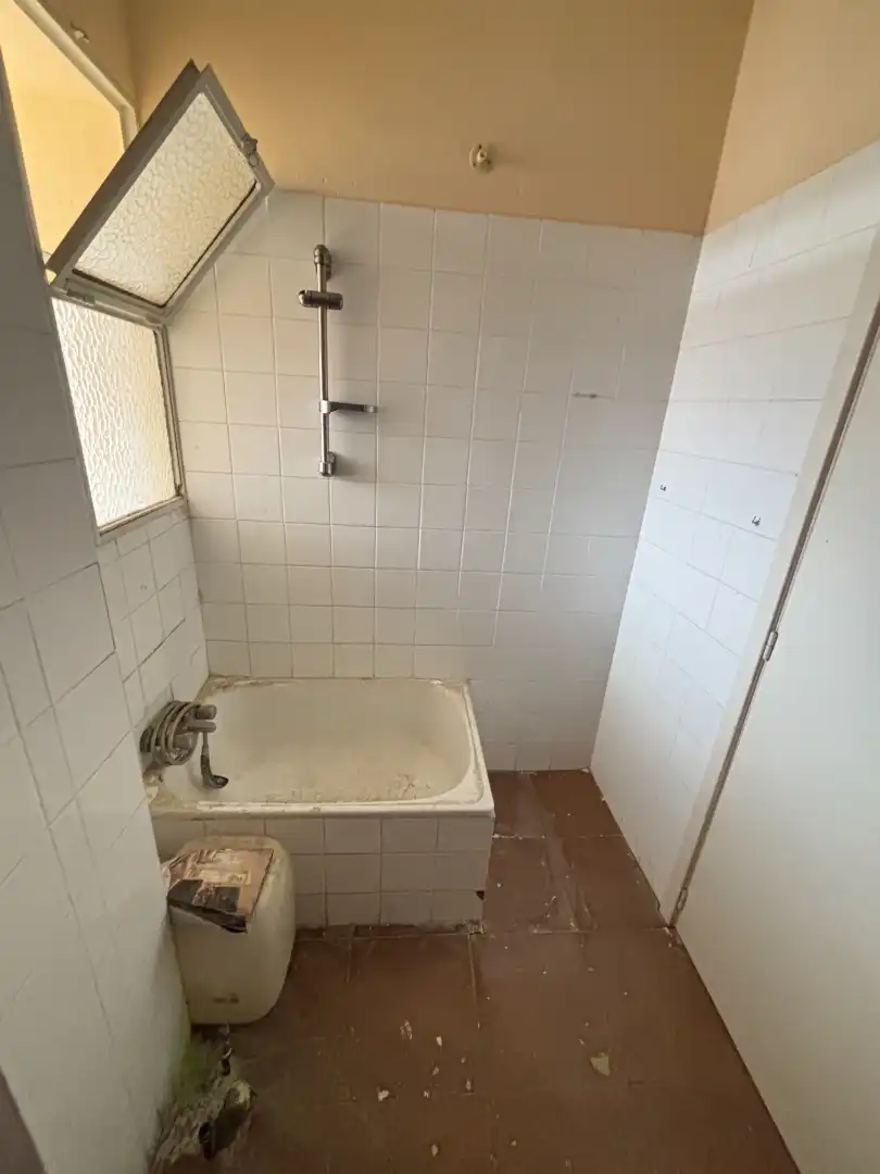 Badezimmer von Wohnung zum Verkauf in Andújar mit Balkon