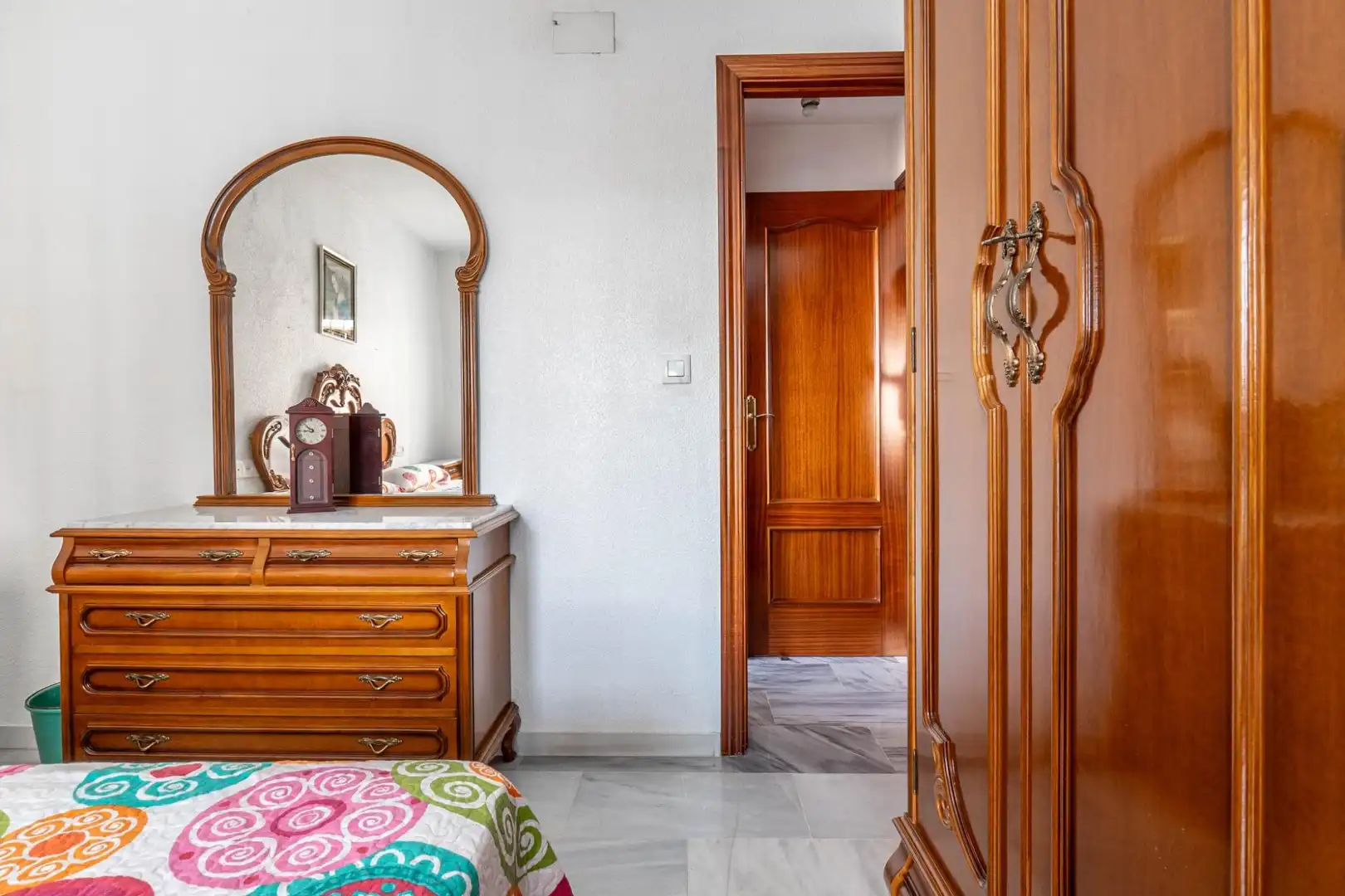 Flat for rent in Calle Calle de la Veleta, 14, Poniente
