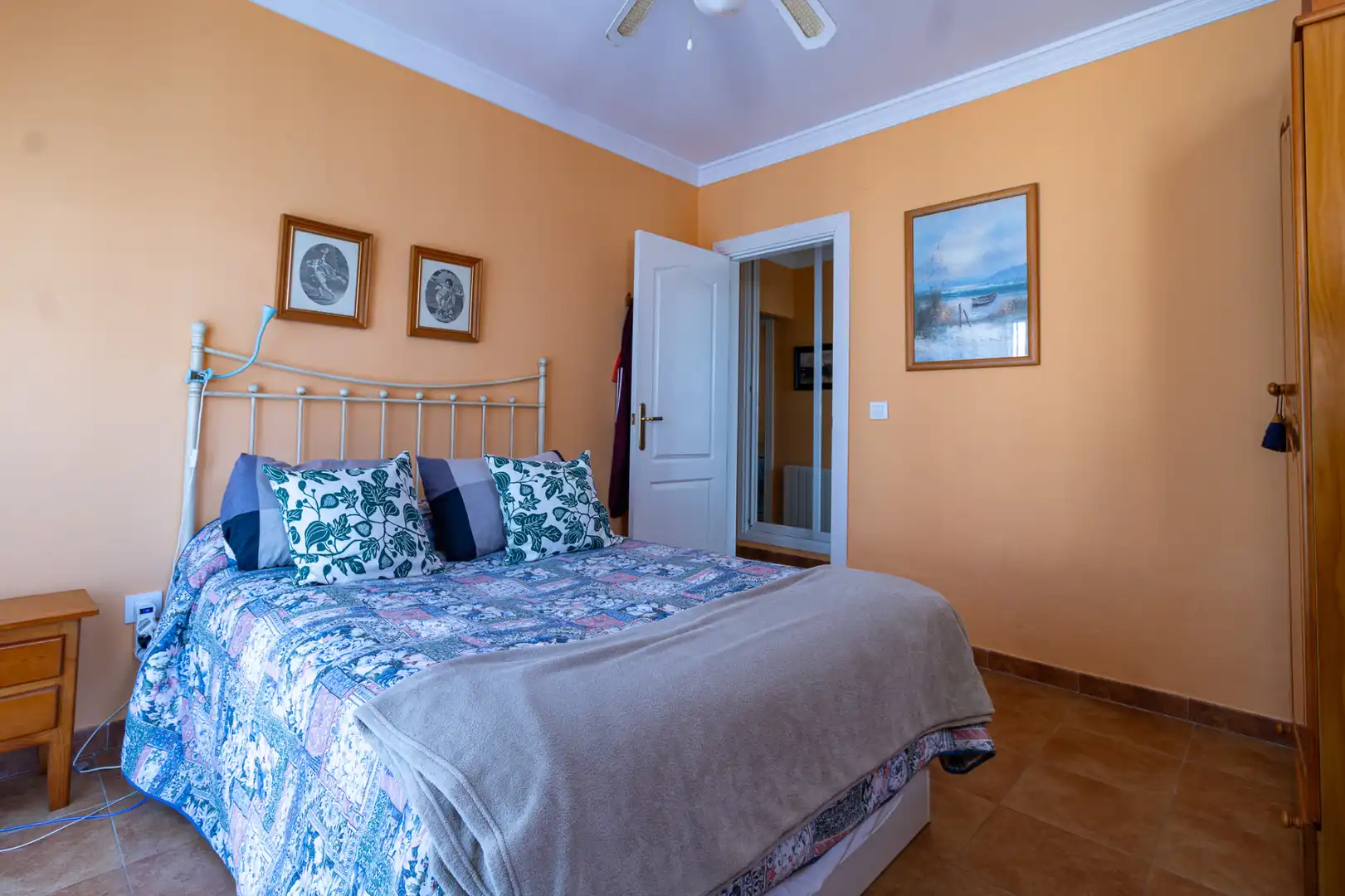 Habitación de Casa o chalet en venta en Bollullos de la Mitación con Aire acondicionado, Calefacción y Jardín privado