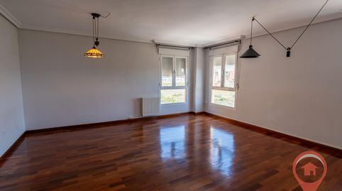 Foto 2 de Piso en venta en Antonio Machado, Reyes Católicos - Paseo San Antonio, Cuenca Capital