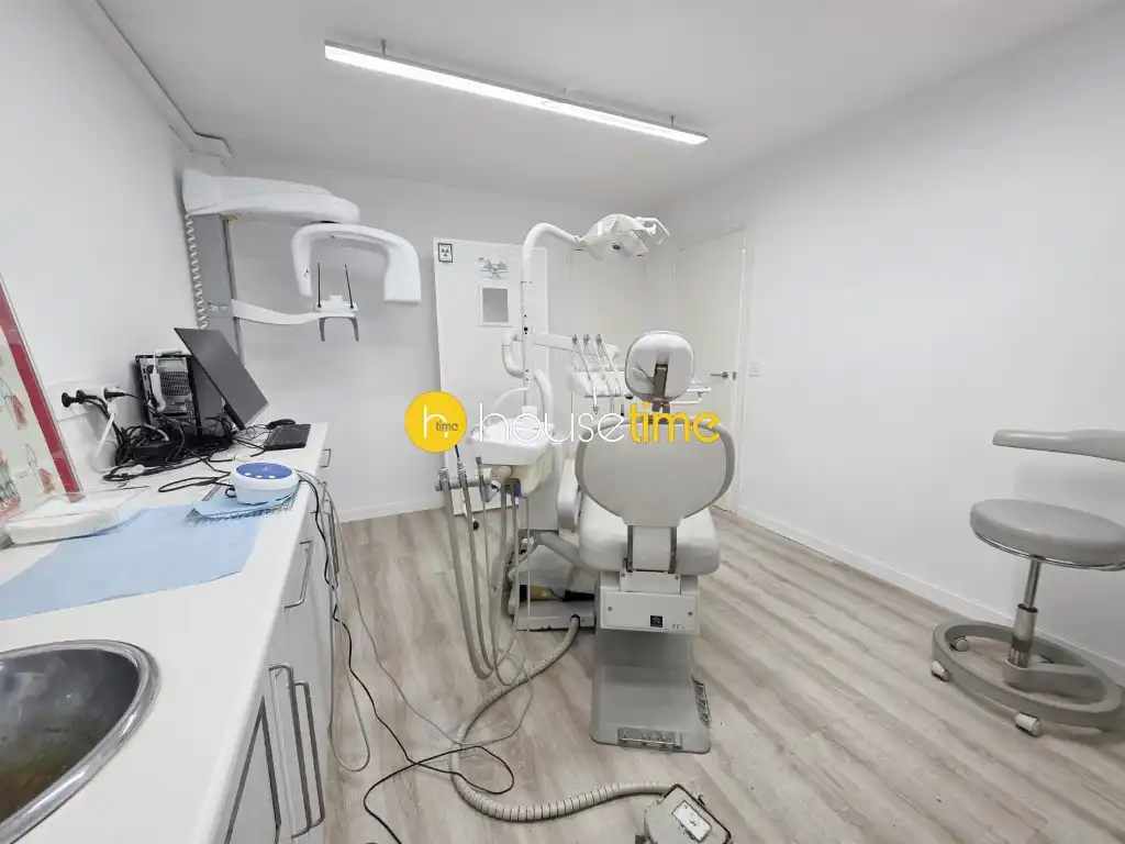 Büro zum Verkauf in Premià de Mar