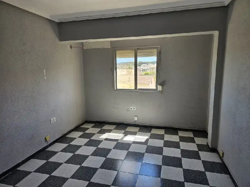 Piso en venta en Chiva