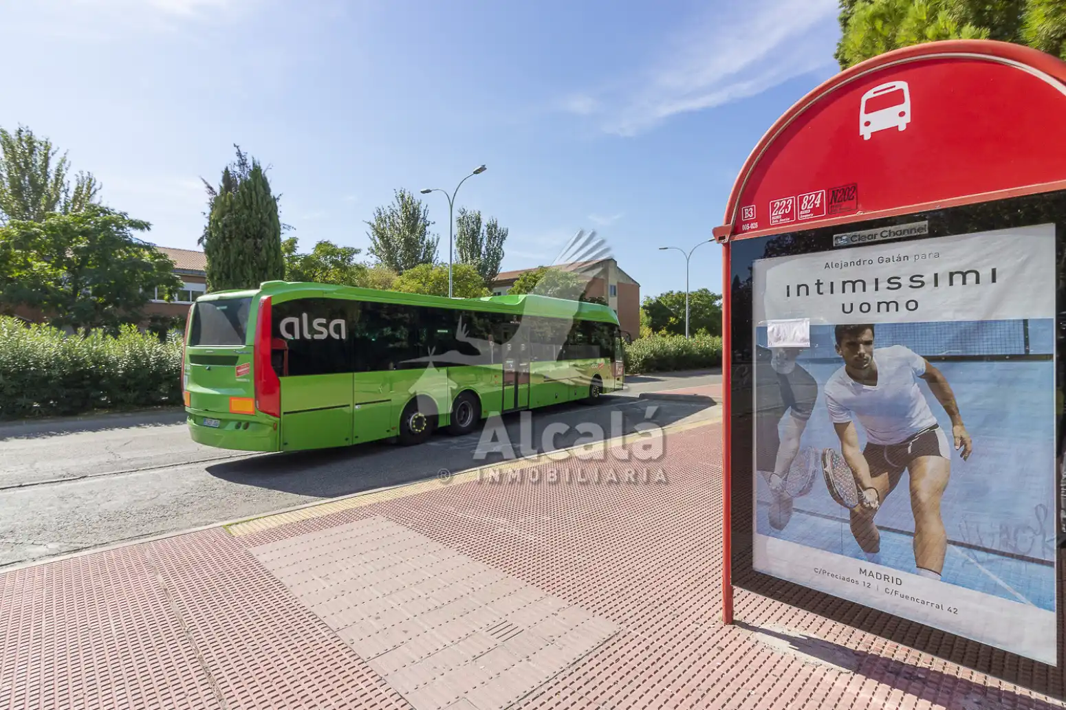 Vista exterior de Pis en venda en Alcalá de Henares amb Aire condicionat, Calefacció i Terrassa
