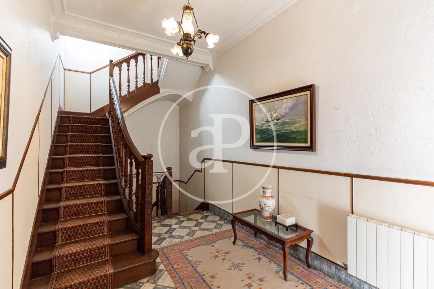 Houses for sale in Carrer de Victorio Luzuriaga, Sant Agustí